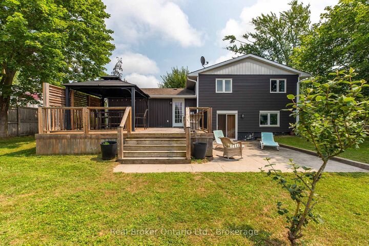 Property Photo: 115 Carlisle Street ON N0H 2L0