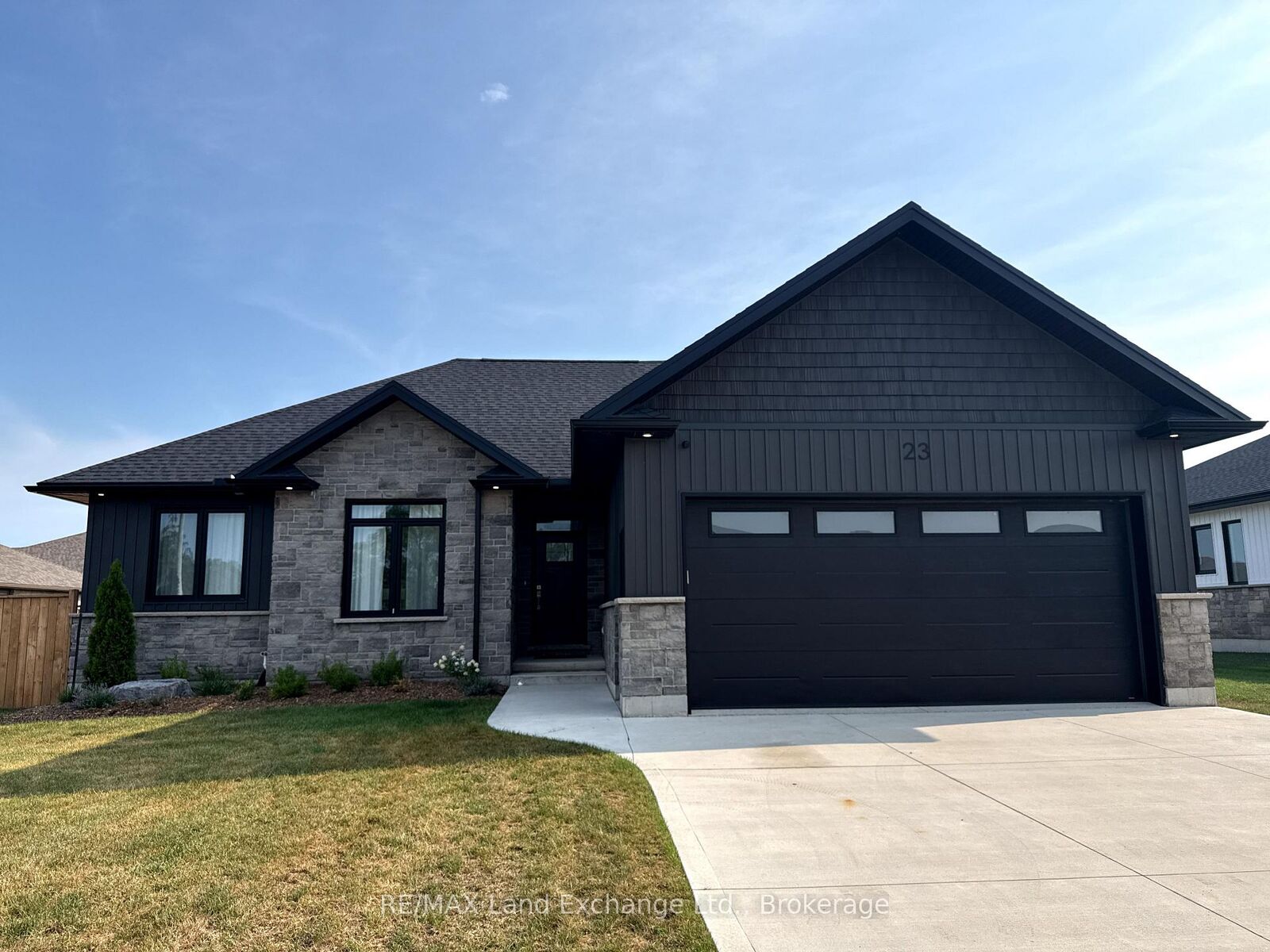 Property Photo:  23 McTavish Crescent  ON N0G 2R0 
