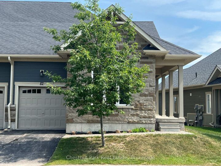 Property Photo:  82 Kari Crescent  ON L9Y 0Z7 