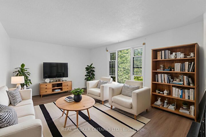 Property Photo: 57 Bernick Drive ON L4M 5C1
