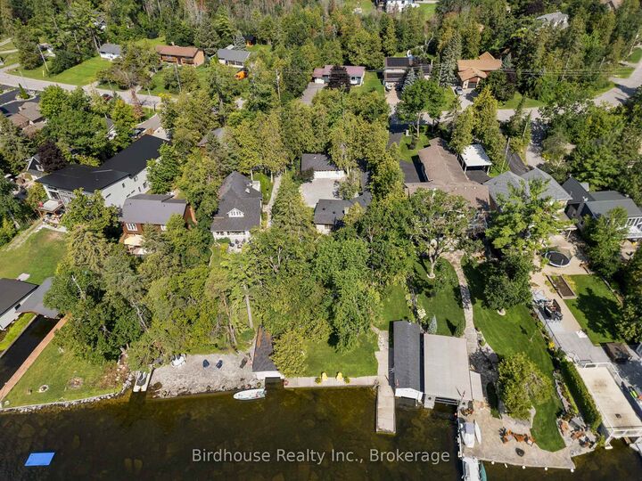 Photo de la propriété: 99 Riverside Drive ON K0M 1A0