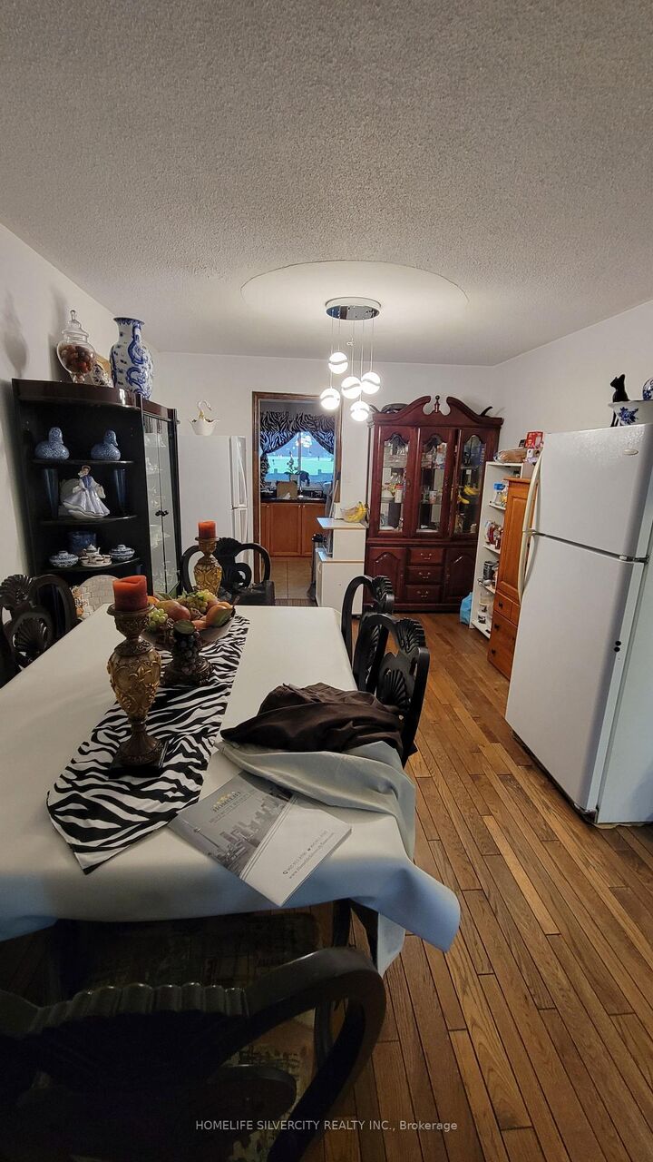Property Photo:  900 Central Park Drive 36  ON L6S 3J6 