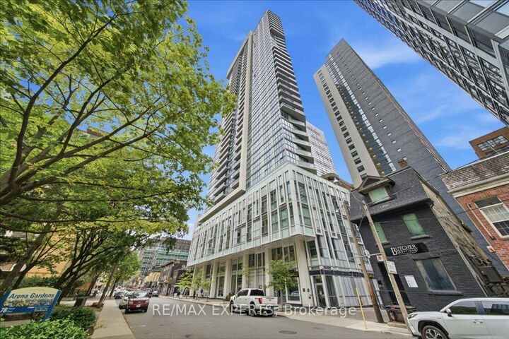 Property Photo:  77 Mutual Street 401  ON M5B 0B9 