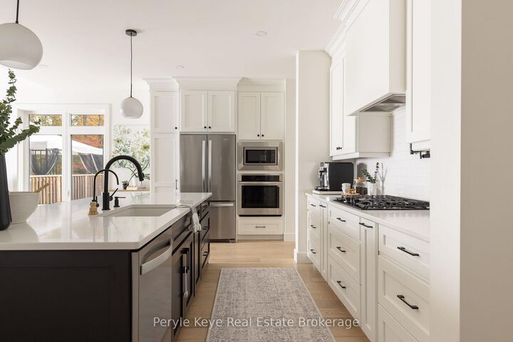 Property Photo: 103 Granite Drive ON P1H 2N5