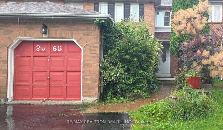 2065 Blue Ridge Crescent — photo 1