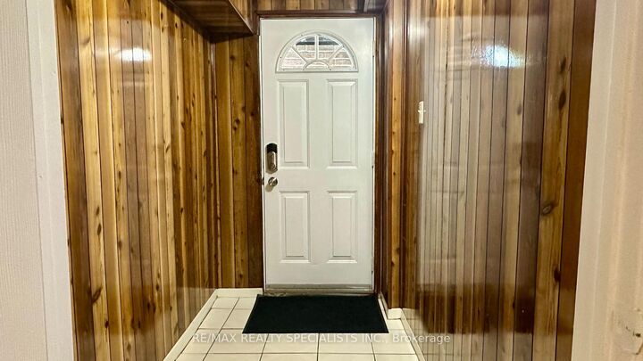 Property Photo:  2984 Windjammer Road  ON L5L 1S7 
