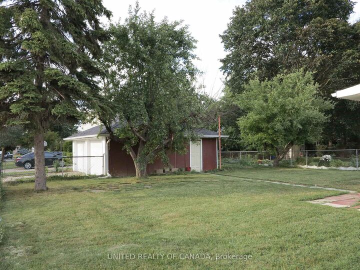 Property Photo: 456 Drewry Avenue Lower ON M2R 2K7