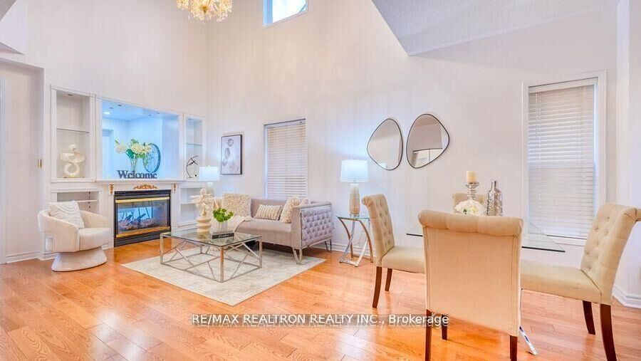 Property Photo: 89 English Oak Drive ON L4E 3X4