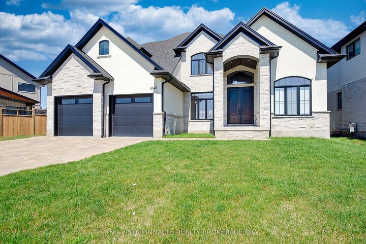Property Photo: 2640 Heardcreek Trail ON N6G 0Z8