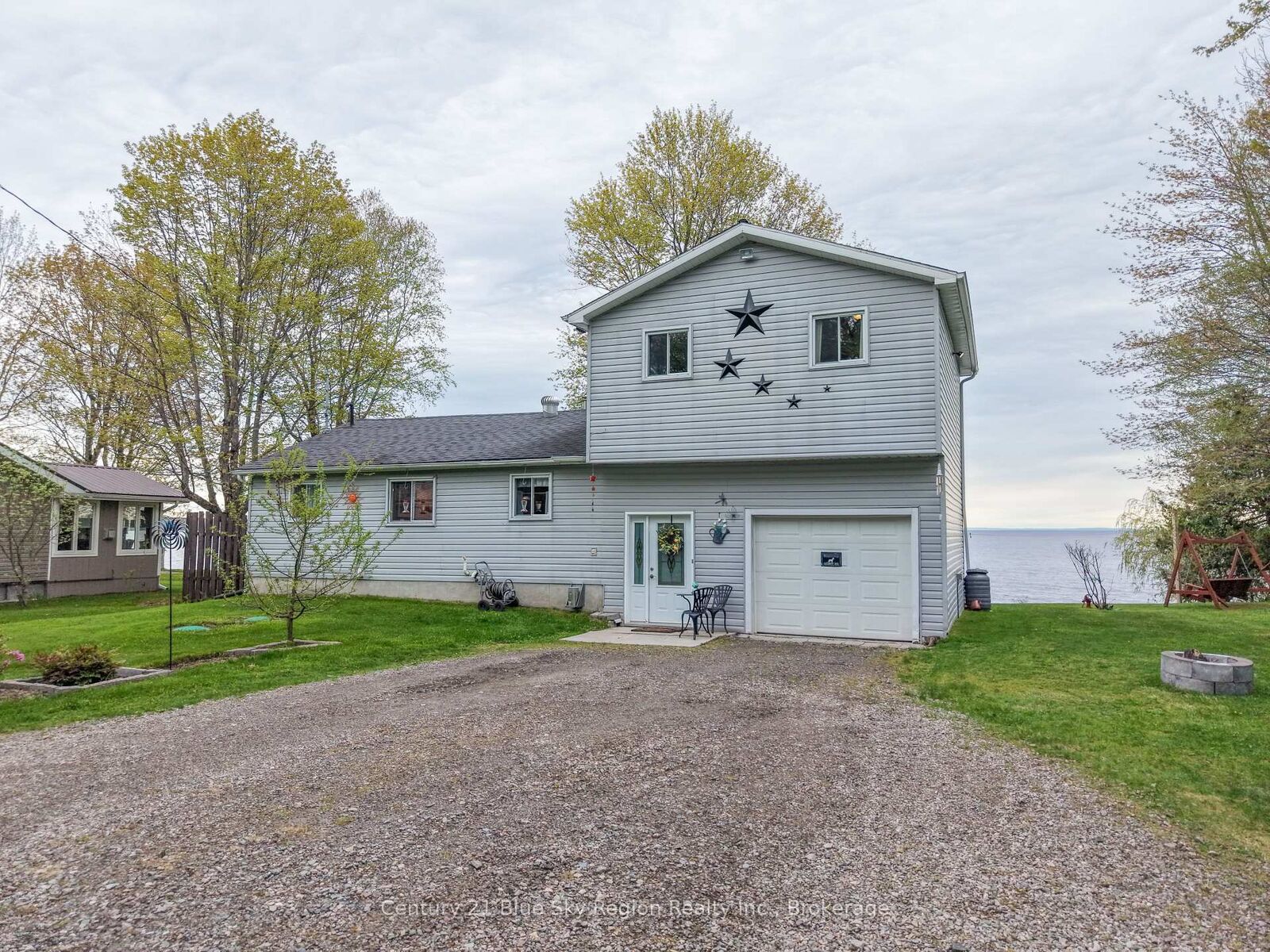 Property Photo:  319 Jocko Point Road  ON P1B 8G5 