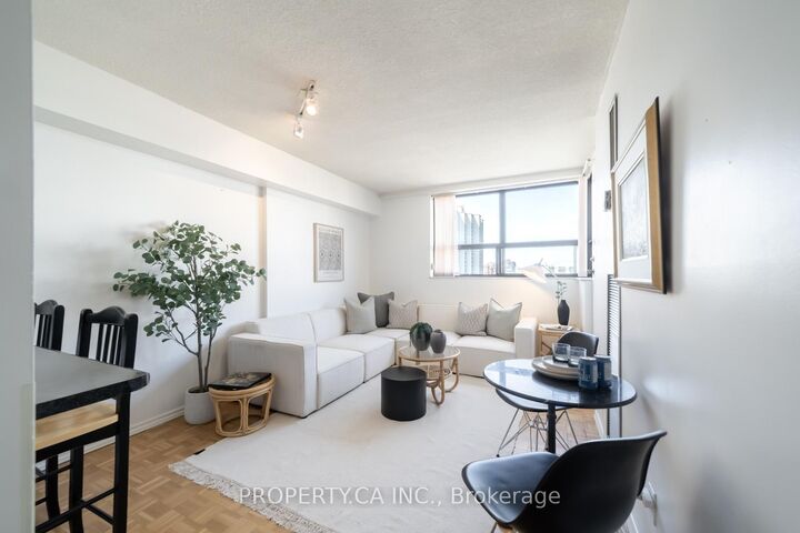 Property Photo:  80 St Patrick Street 914  ON M5T 2X6 