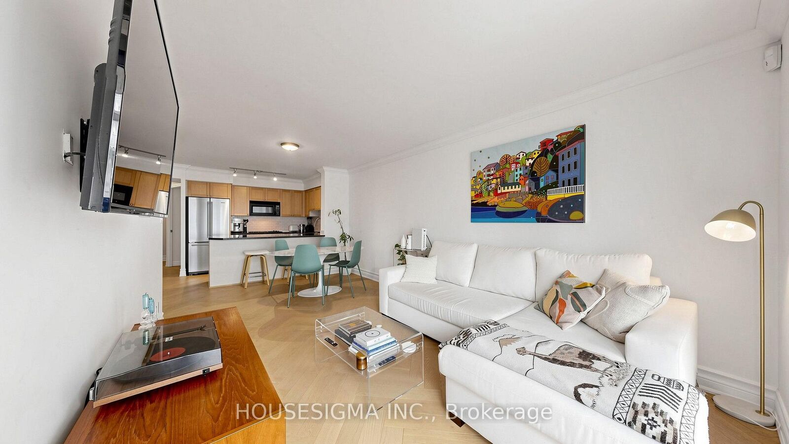 Property Photo: 1000 King Street W 615 ON M6K 3N1