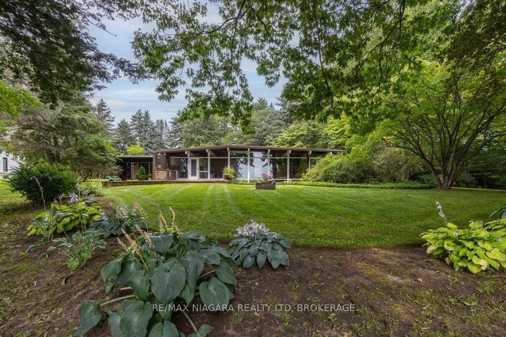 Property Photo: 45 Port Master Drive ON L2N 6X3