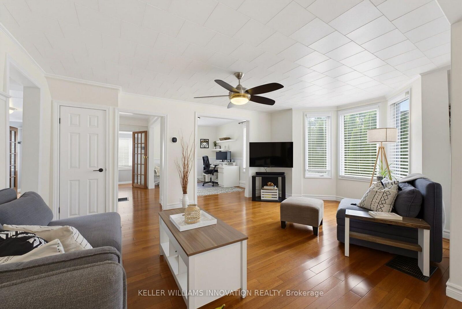 Property Photo: 535 Argyle Avenue N ON N4W 1N7
