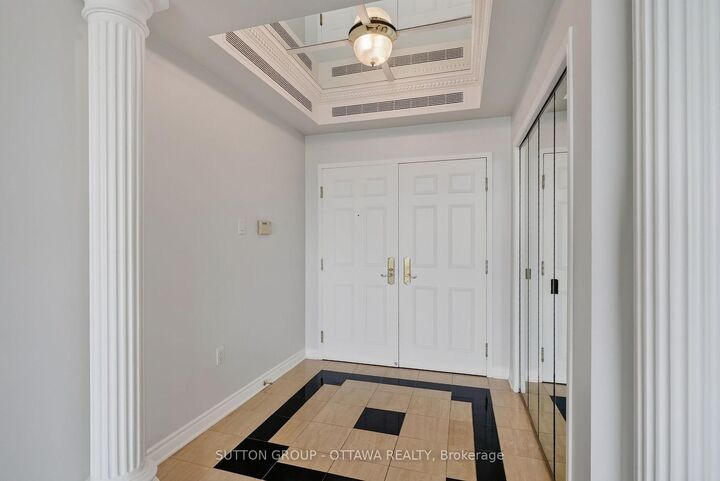 Property Photo:  1480 Riverside Drive 803  ON K1G 5H2 