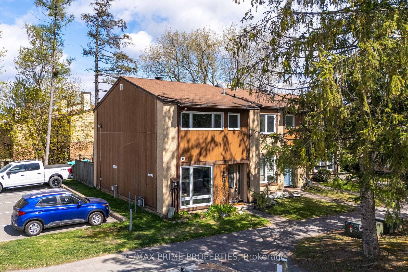 Property Photo:  3691 Albion Road 22  ON K1T 1P2 