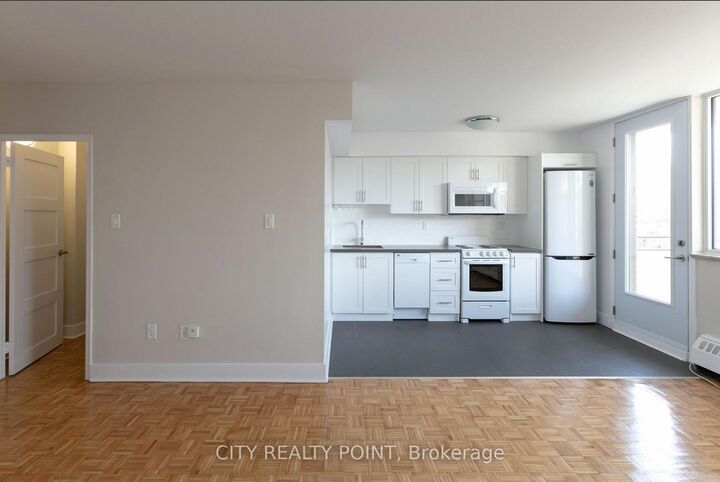 Property Photo:  276 St George Street 804  ON M5R 2P6 