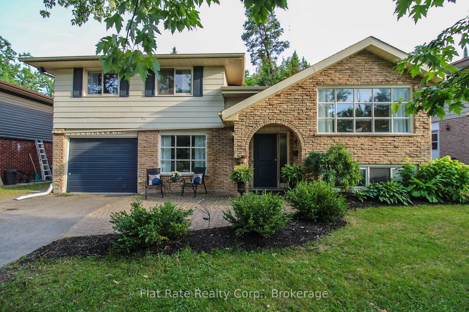 Property Photo: 1243 Bridle Drive ON K9J 7J7