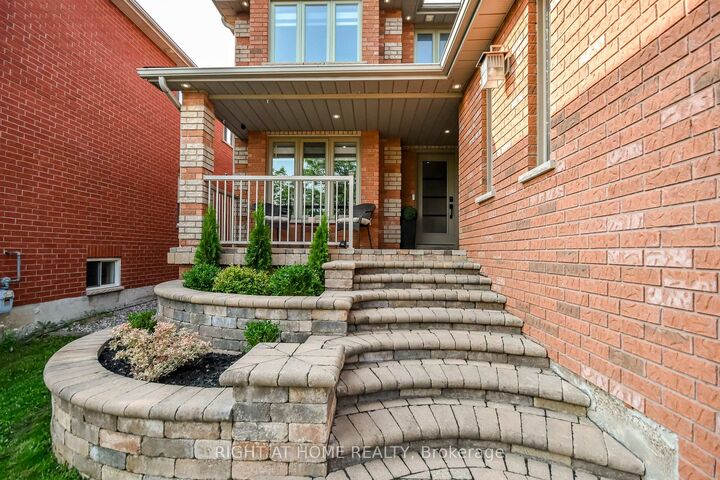 Property Photo: 112 Birchwood Drive ON L4M 6X4