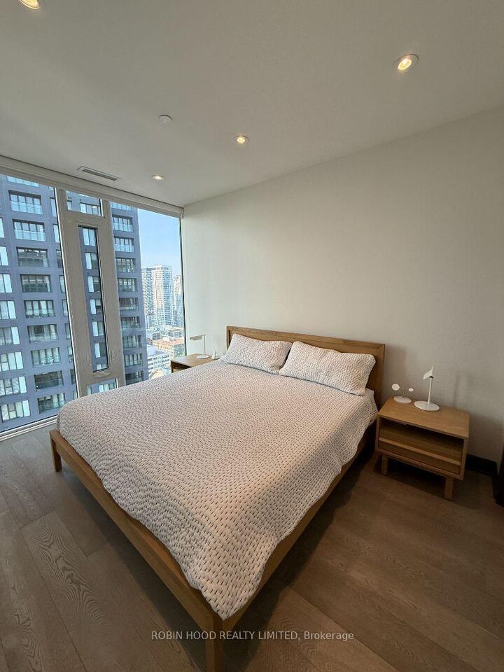 Property Photo:  5 Soudan Avenue 3406  ON M4S 0B1 