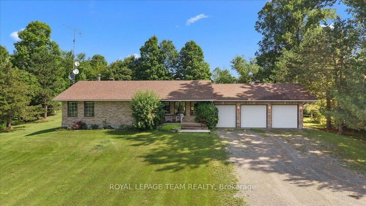 Property Photo: 2754 Tatlock Road ON K0A 1P0