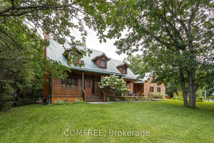 Property Photo: 7925 Resolute Way ON K0A 2P0