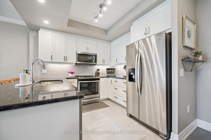 Property Photo: 1878 Gordon Street 605 ON N1L 0P4