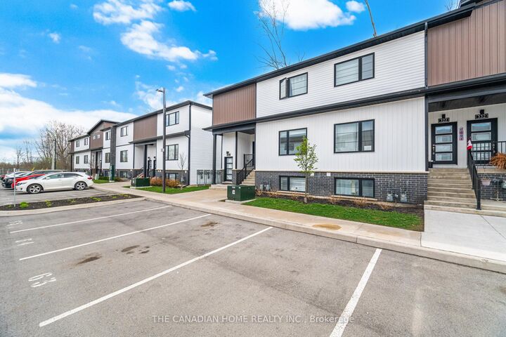 Property Photo: 4263 Fourth Avenue 321 ON L2E 0C2