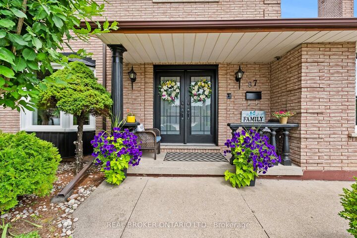 Property Photo: 87 Monte Drive ON L8G 4M4