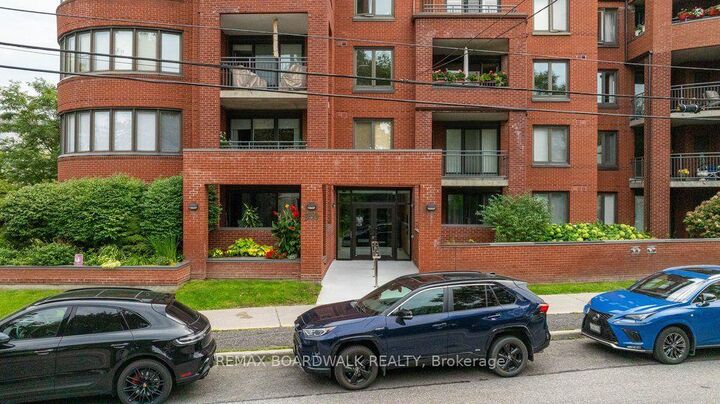 Property Photo: 959 North River Road 307 ON K1K 3V3