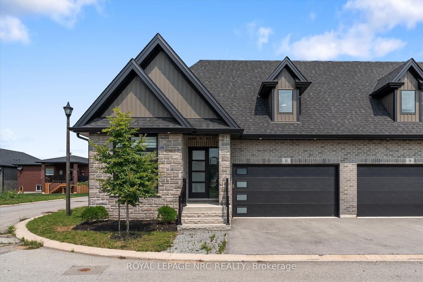 Property Photo:  11 Primrose Street  ON L3E 0H1 