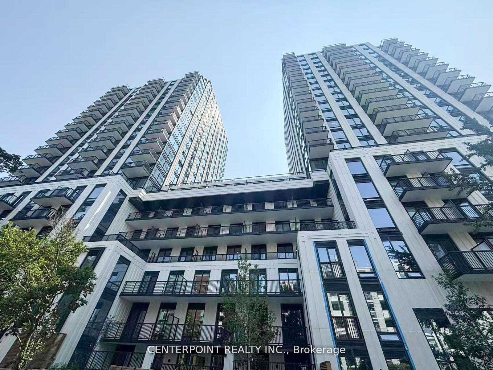 Property Photo: 91 Montclair Avenue 836 ON M5P 0B1