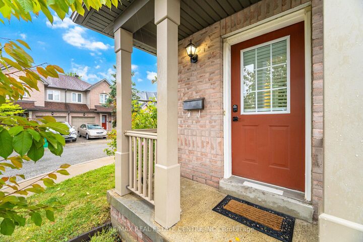 Property Photo:  5255 Guildwood Way 48  ON L5R 4A8 