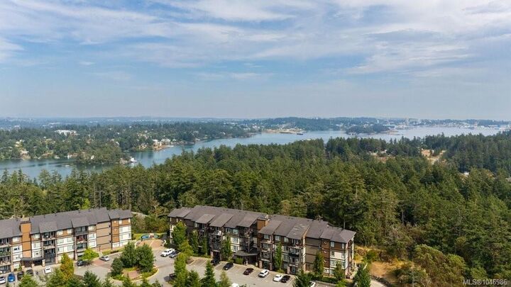 Property Photo:  286 Wilfert Rd #307  BC V9C 1A3 