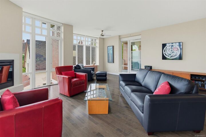 Property Photo: 999 Burdett Ave #402 BC V8V 3G7