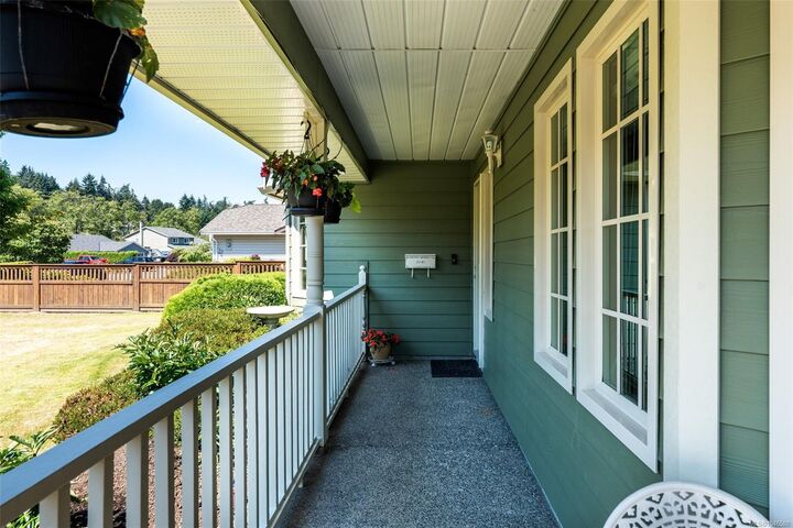 Property Photo: 3141 Antrobus Cres BC V9B 5P4