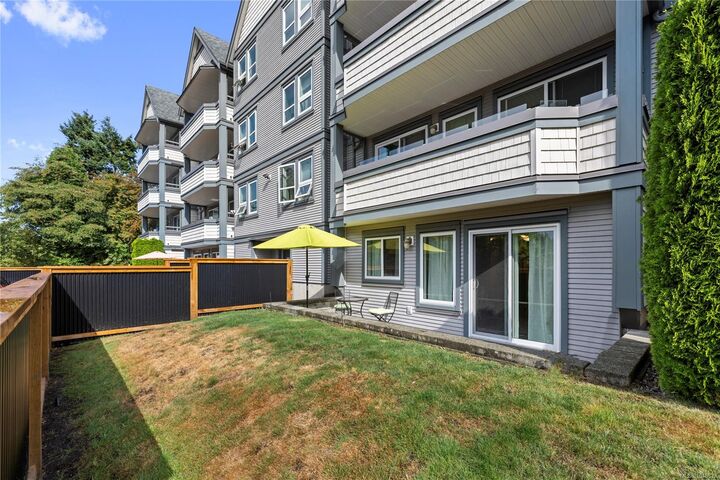 Property Photo: 567 Townsite Rd BC V9K 1K9