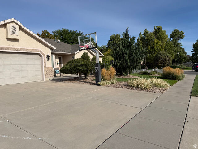 Property Photo: 12548 S Harvest Spring Ln UT 84096