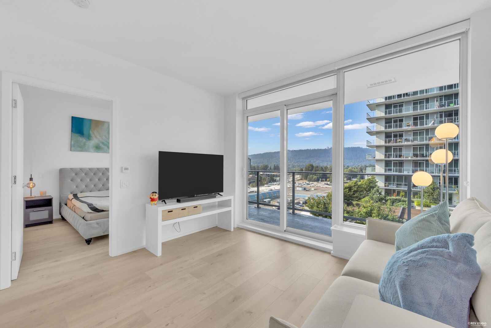 Property Photo: 3833 Evergreen Place 911 BC V3J 0M2