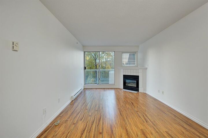 Property Photo: 9830 Whalley Boulevard 507 BC V3T 5S7