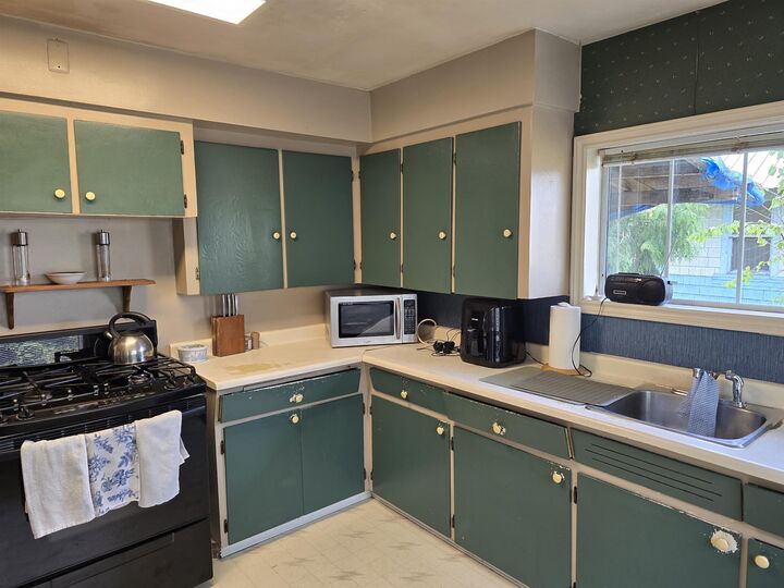 Property Photo: 13040 115B Avenue BC V3R 2S3