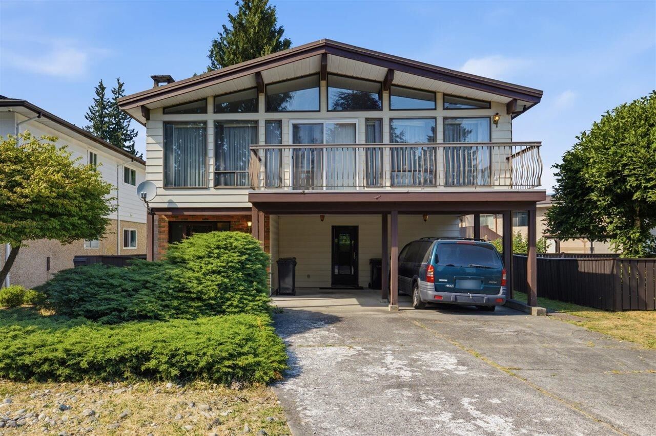 Property Photo: 967 Pelton Avenue BC V3J 2J3