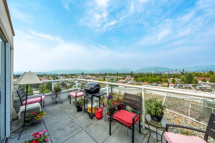 Property Photo: 3489 Ascot Place 1405 BC V5R 6B6