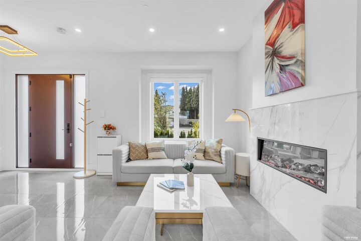 Property Photo: 3267 E 29th Avenue BC V5R 1W4