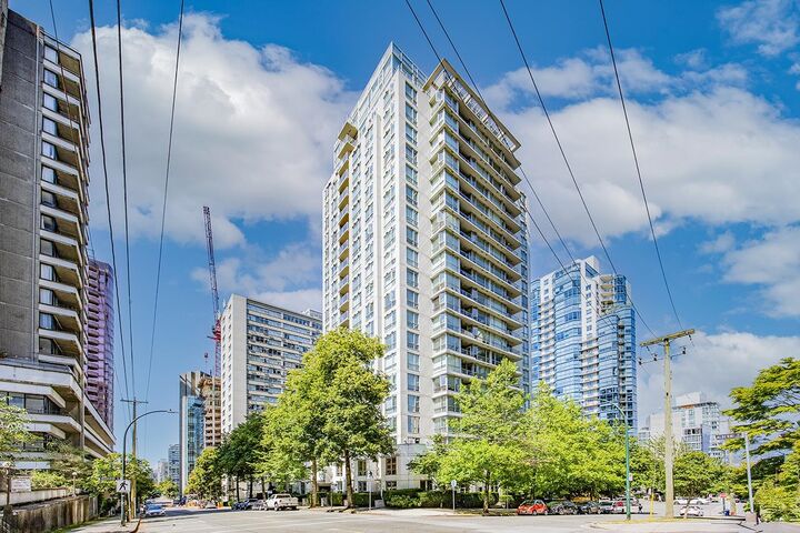 1420 W Georgia Street 1601 — photo 1