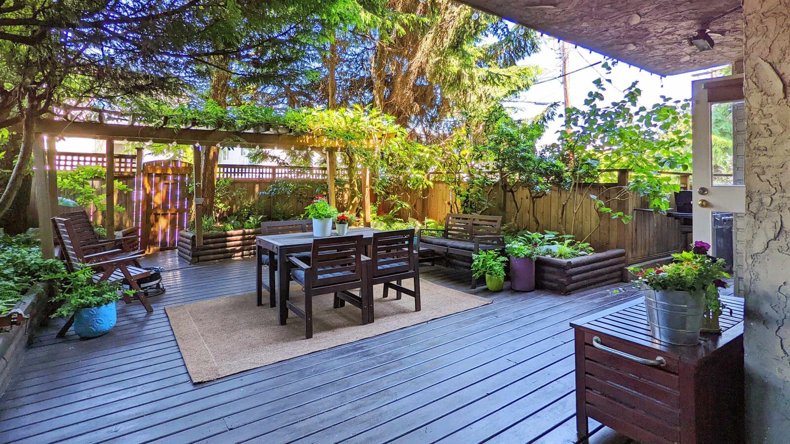 Property Photo: 853 E 7th Avenue 111 BC V5T 1P4