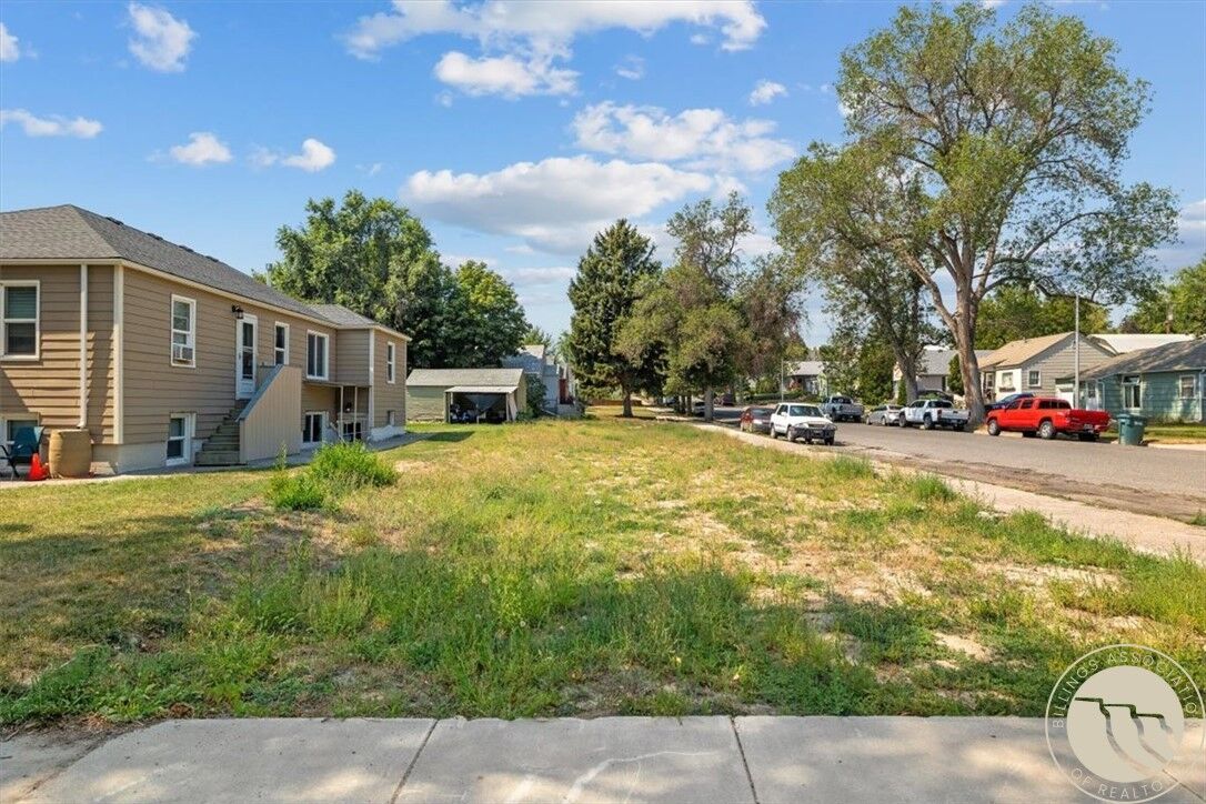 Property Photo: 802 Yellowstone Avenue MT 59101