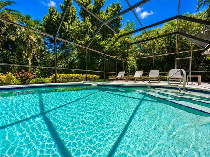 Property Photo:  660 Regatta Rd  FL 34103 