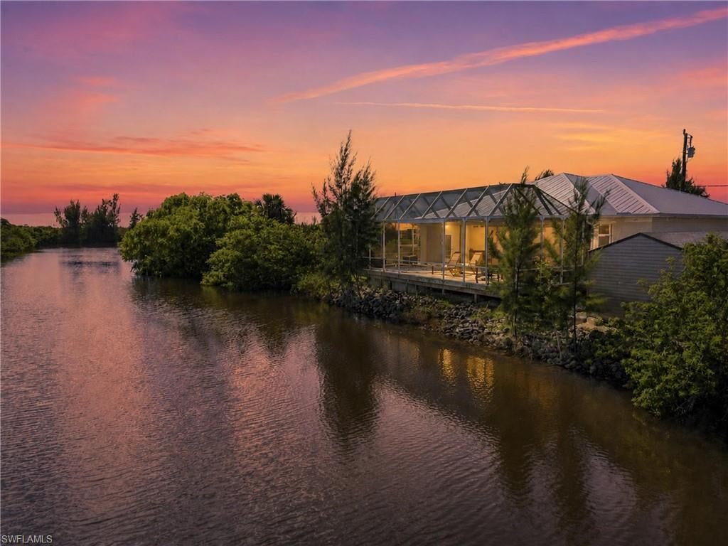 Property Photo: 3400 Coquina Ln FL 33956