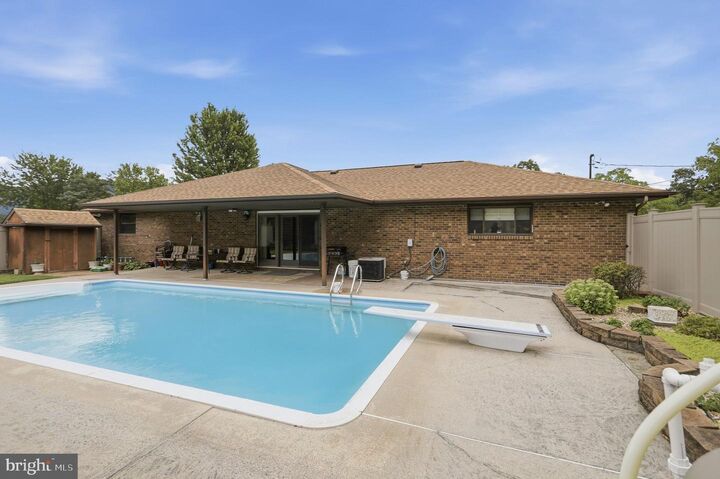 Property Photo:  462 Tanglewood Loop  WV 26743 